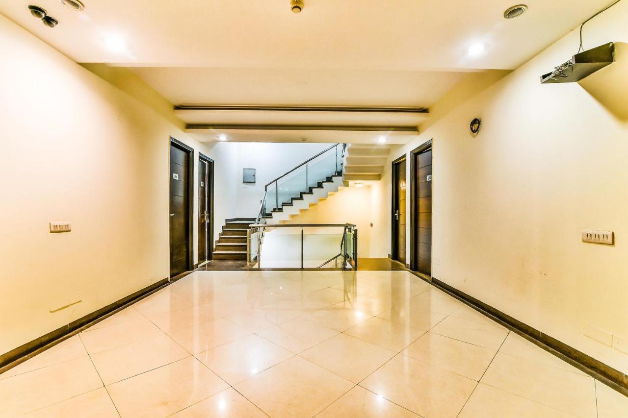 Fabhotel Oasis Dlf Phase 3 Gurgaon Esterno foto